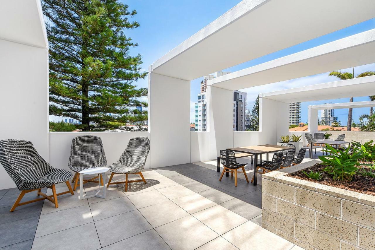 Qube Broadbeach Ocean View Apartments Gold Coast Bagian luar foto