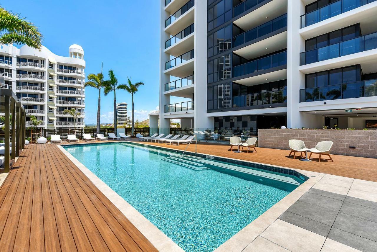 Qube Broadbeach Ocean View Apartments Gold Coast Bagian luar foto