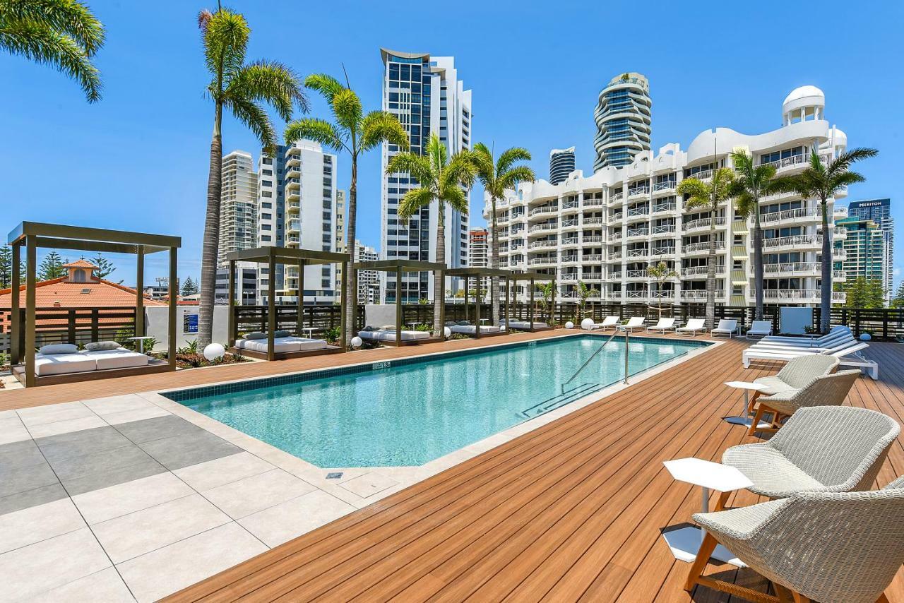 Qube Broadbeach Ocean View Apartments Gold Coast Bagian luar foto