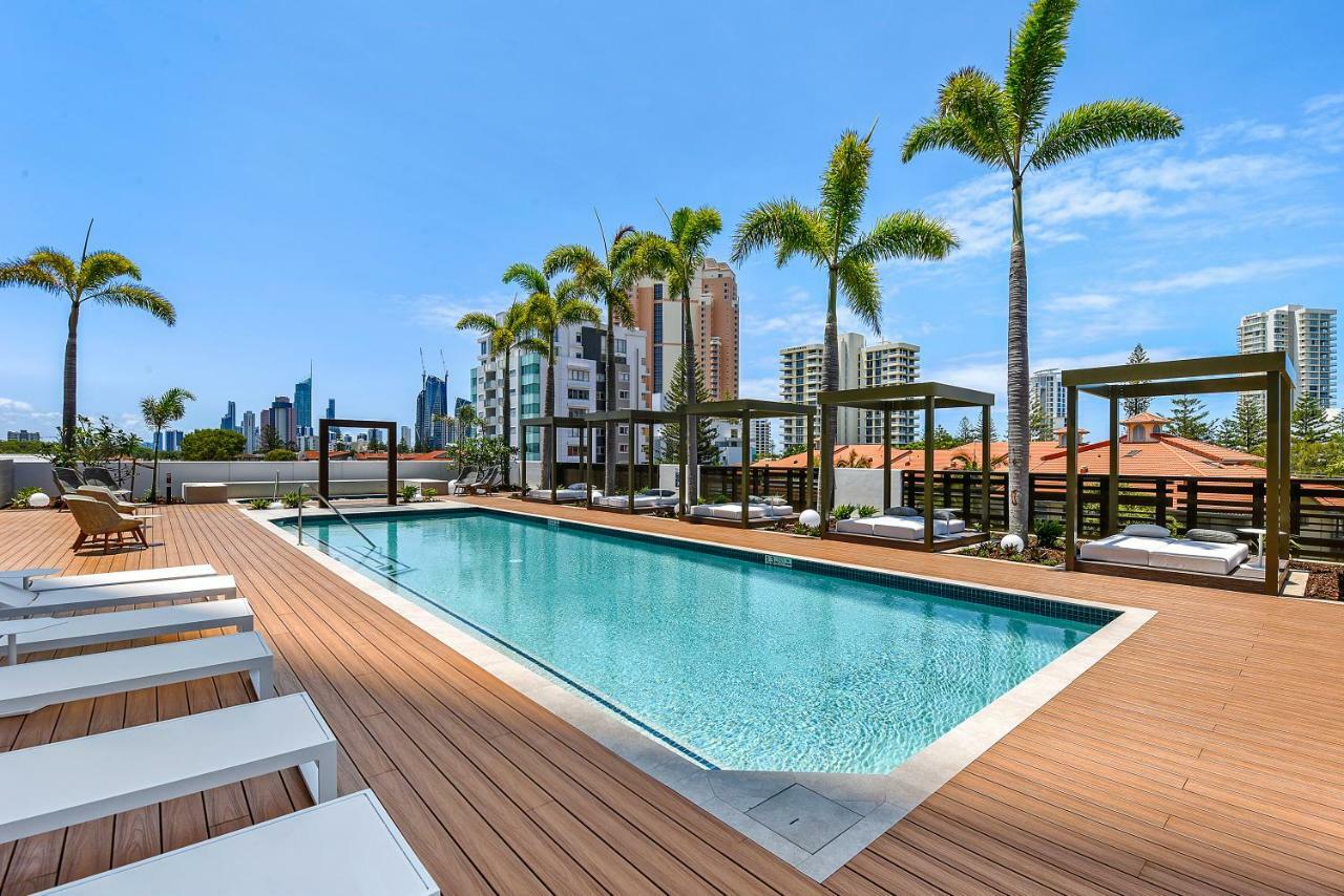 Qube Broadbeach Ocean View Apartments Gold Coast Bagian luar foto